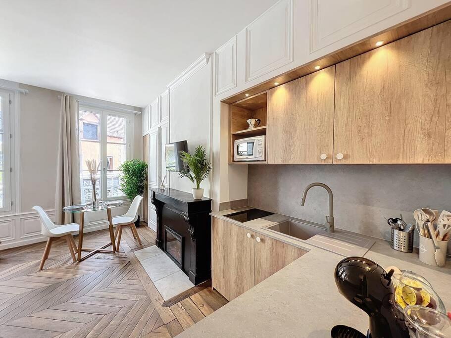 Camilla Apartamento Troyes Exterior foto