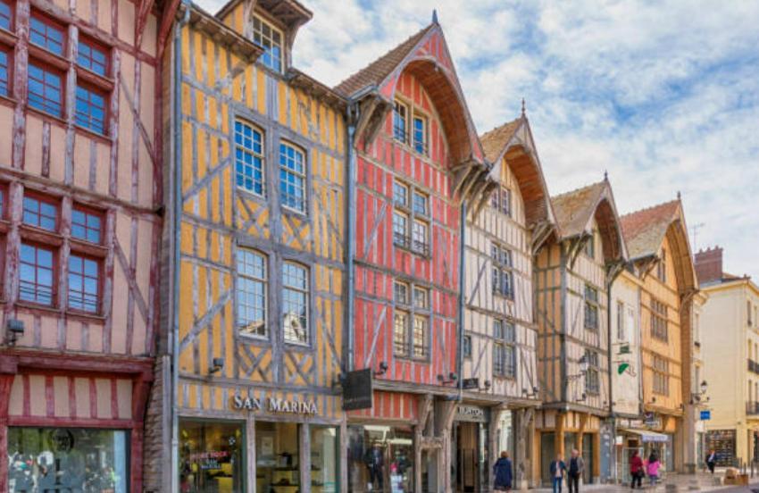 Camilla Apartamento Troyes Exterior foto